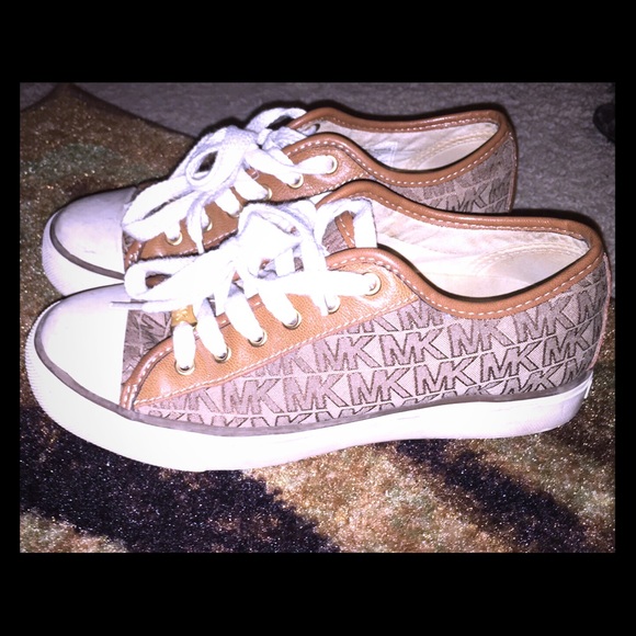 Michael Kors sneakers sz 6