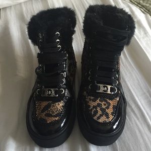 Brand new MK kids leopard boots