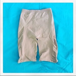 Leonisa thigh and waist shapewear. Worn twice!