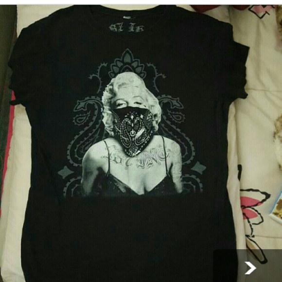 Marilyn Monroe shirt!
