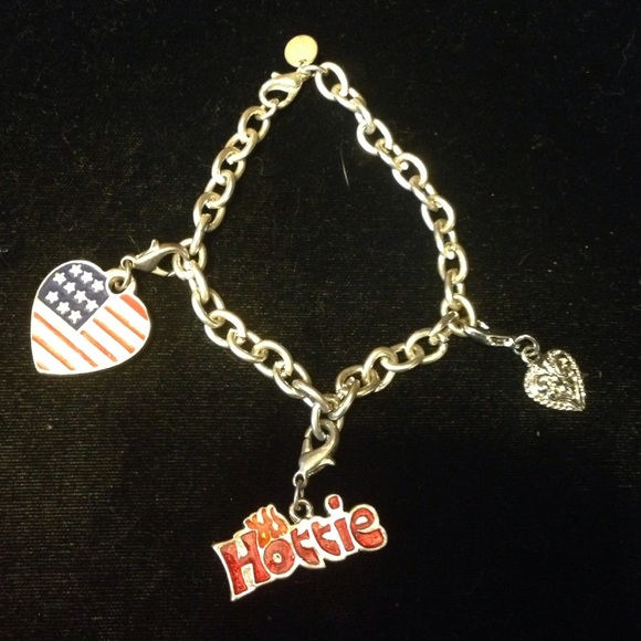 💕❤️Charm bracelet ❤️💕