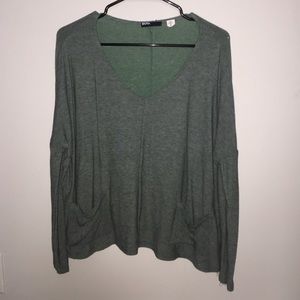 UO BDG long sleeve green pocket tee