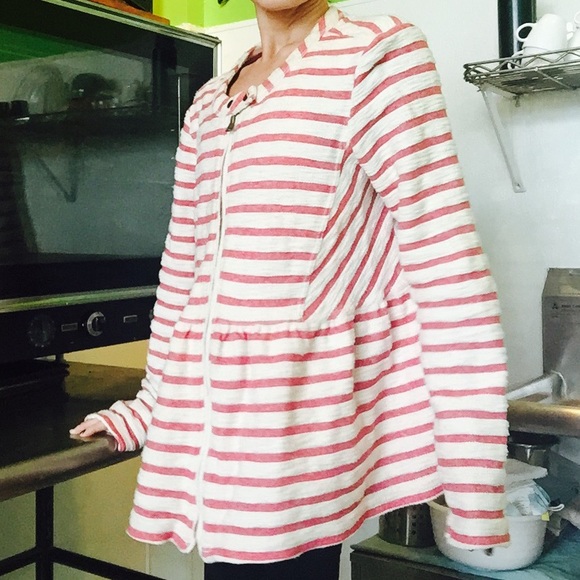 Free People Tops - FREE PEOPLE Red & white zip Cardy jacket