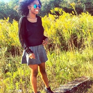 Meet your seller🤗