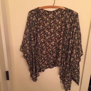 Both short Brandy Melville kimonos