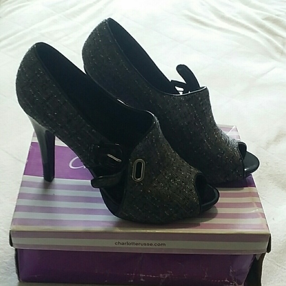 Tweed Heels