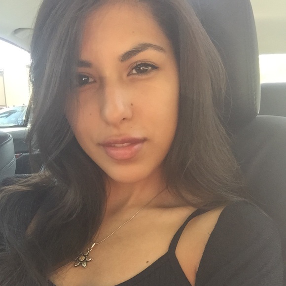 Meet your Posher, Natalia