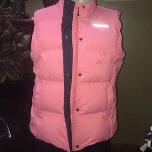 hardly worn Vineyard Vines puffer vest