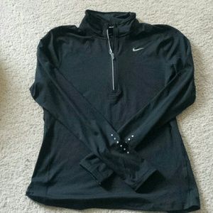 Nike Dri-Fit pullover size M
