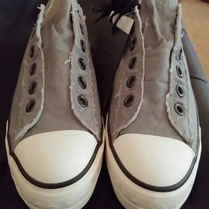 BRAND NEW !! Converse Varvatos Slip ons