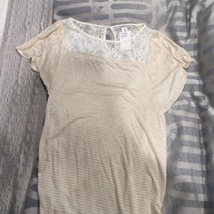 Maternity shirt size med nwt
