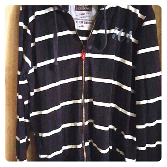 LEVIS ZIP UP HOODIE