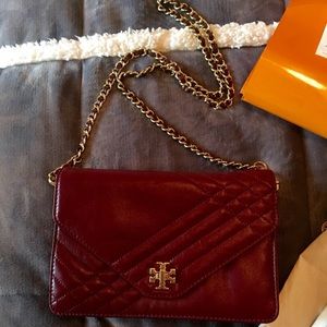 Tory Burch Kira Quilted Clutch (Gold chain)
