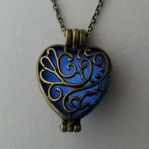 Blue Glow in Dark Heart Valentine Pendant & Chain