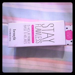 Stay flawless primer by benefit