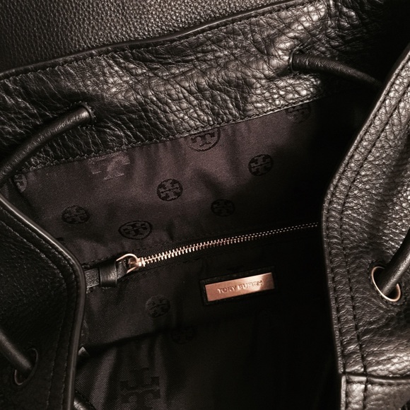 SOLD Tory burch Francis Flap backpack - Picture 3 of 4