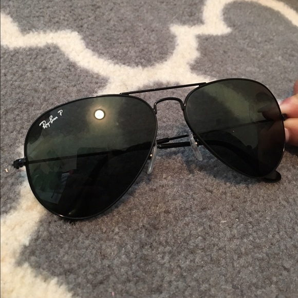 Polarized Ray-Ban aviator sunglasses