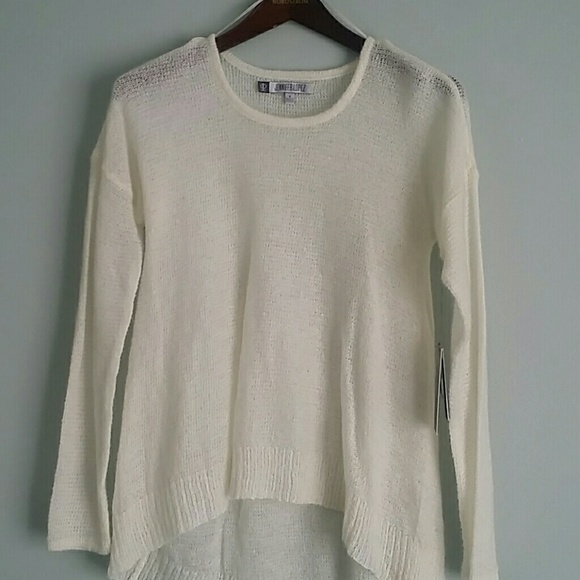 Jennifer Lopez Tops - NWT Jennifer Lopez Knit Sweater