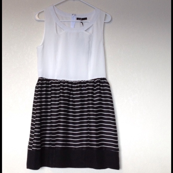 FINAL PRICE Modcloth stripped dress