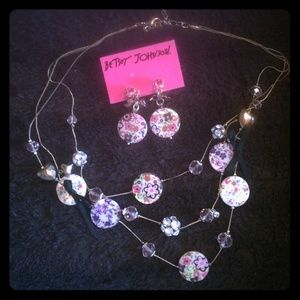 Betsey Johnson necklace with matching earrings