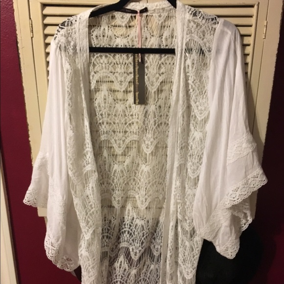 Lace kimono