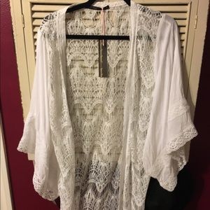 Lace kimono