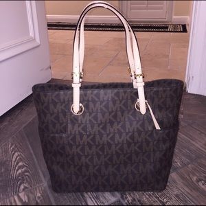 Jet Set Michael Kors Bag