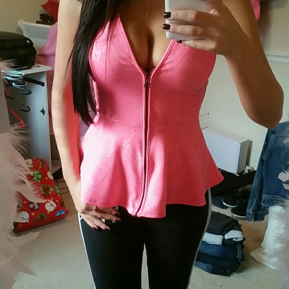 Hot pink bebe top
