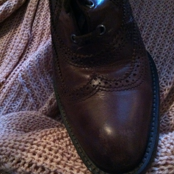 Victorian brown leather lace up boots - Picture 3 of 3