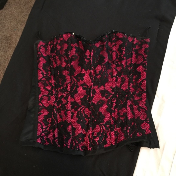 Corset Size 32 - Picture 1 of 1