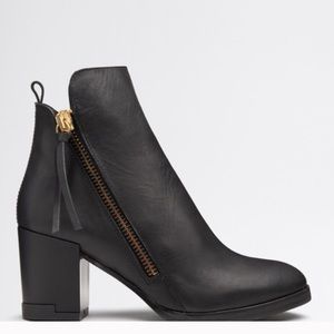 Miista Carrie Black Ankle Boots