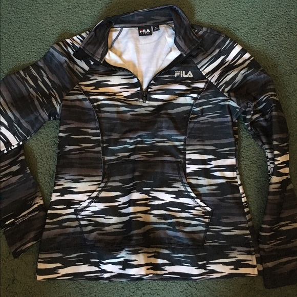 SOLD🎉 NWOT Fila Sport Half Zip - Picture 1 of 2