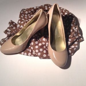 Jessica Simpson Nude Leather Pumps