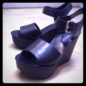 Super nice, comfortable Top shop platform wedges