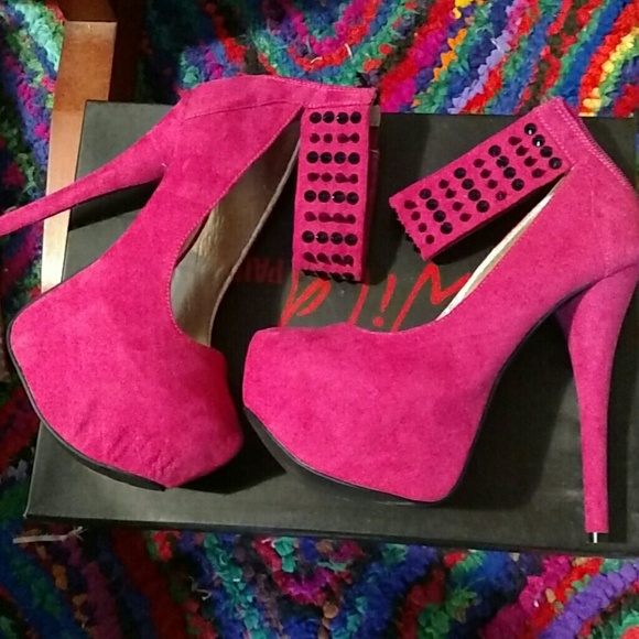 Hot pink Heels