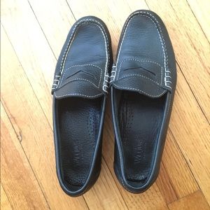 Black Bass penny loafers Sz 8.5 -- Worn once