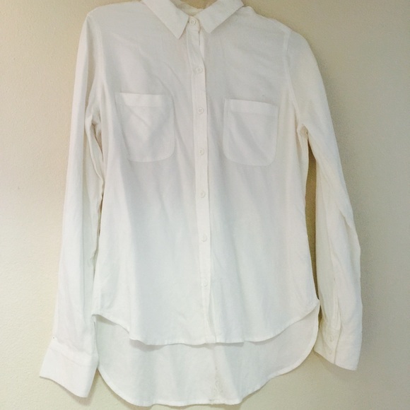 Mossimo cotton long sleeve button down white shirt