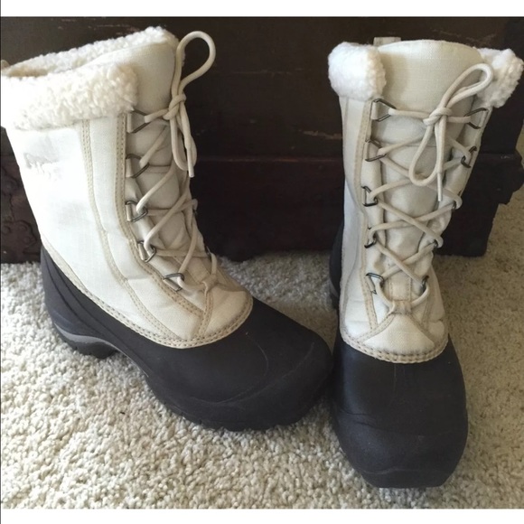 WOMENS SOREL CUMBERLAND THINSULATE 8 white boots