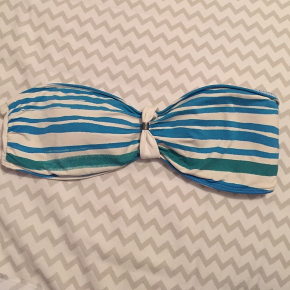 Bandeau bikini top