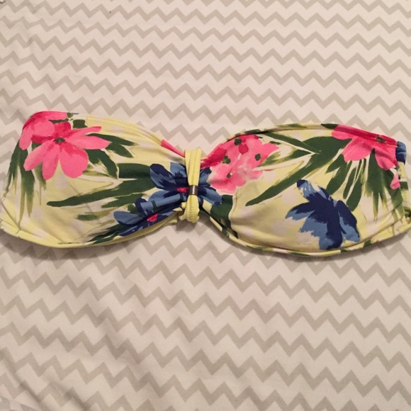 Bikini top