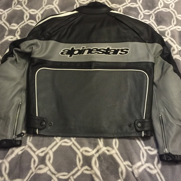 Alpine Stars women's riding jacket - Picture 2 of 3