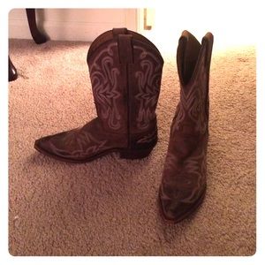 Justin's Cowboy Boots size 8.5 b