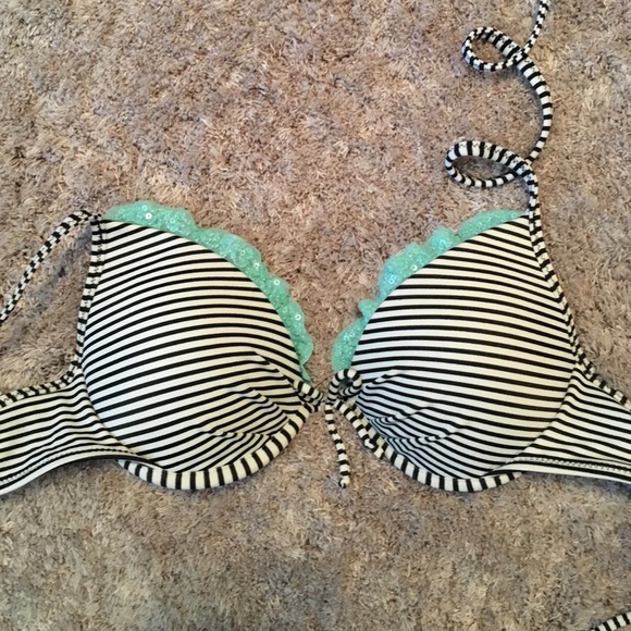 Victoria's Secret swimsuit TOP AND BOTTOM