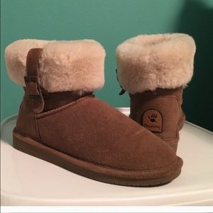 Bear Paw Short Boots
