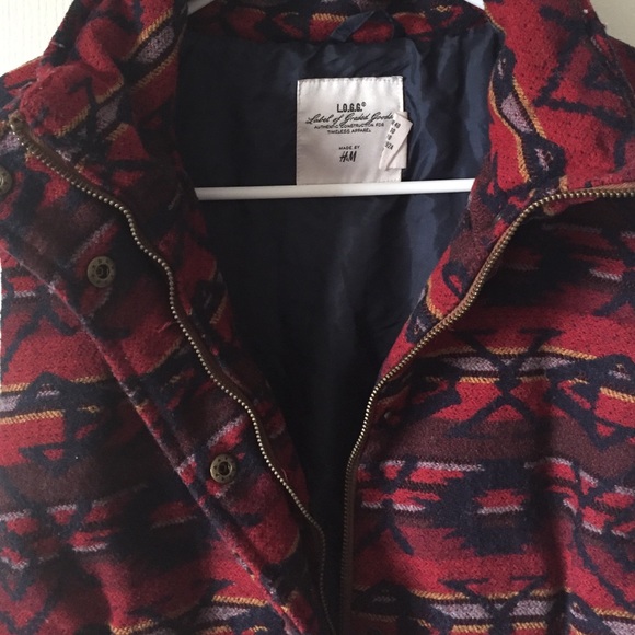 Warm cabin style vest - Picture 3 of 3