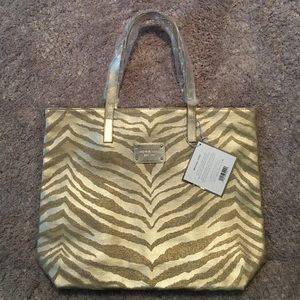 Michael kors tote NEVER BEEN USED