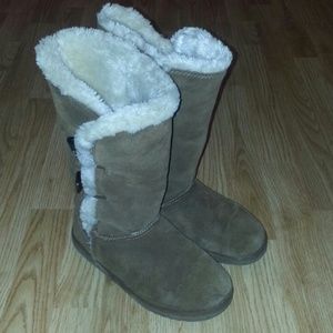 Suede boots size 7