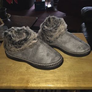 Grey Soft Cozy Clog Slippers!