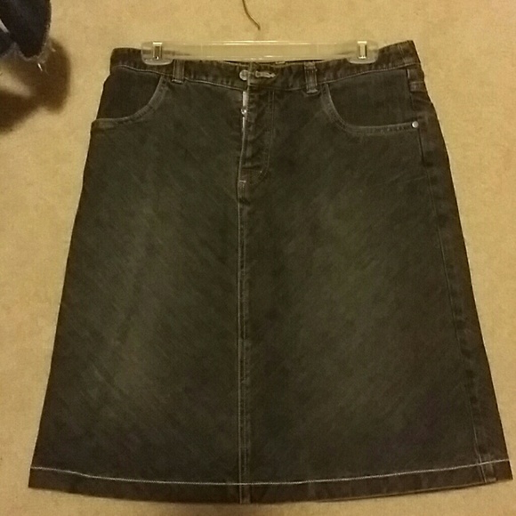 Royal Robbins Dresses & Skirts - Knee length skirt