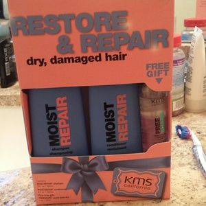 KMS California hair repair